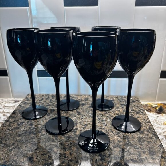 NWOT Set of 6 Black Glass Elegant Classy Luxury Wine Glasses - Picture 5 of 6